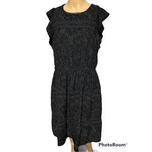 Gibson and Latimer Midi Black Lace Dress like new size Large flutter sleeve lace